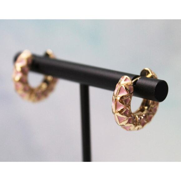 Small Huggie Earrings with Pink Enamel on Gold E144 - Picture 1 of 3